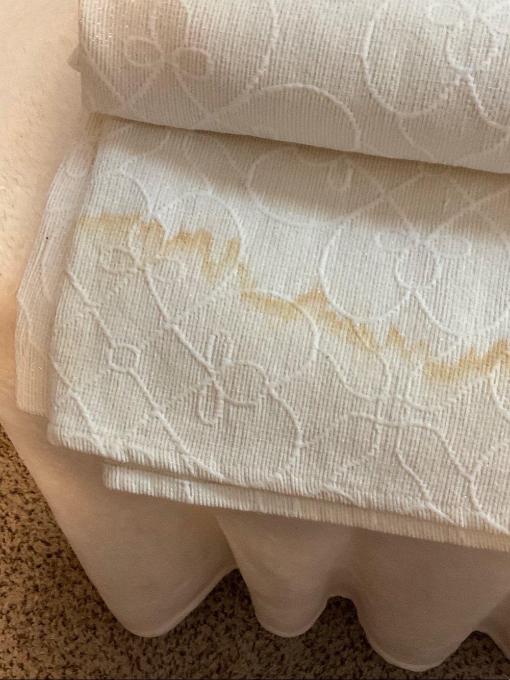 White Decorative Kitchen Towel - Elegant Floral Texture - Picture 7 of 7